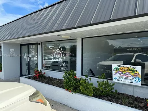 917 E Oak St, Other, FL 34266 photo 8