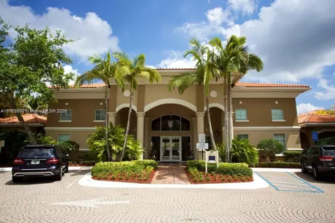 Undisclosed, Pembroke Pines, FL 33025