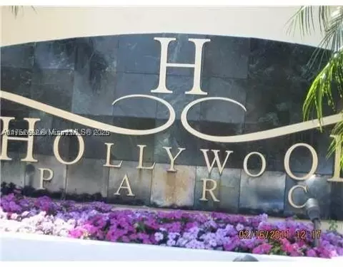 550 S Park Rd #34-8, Hollywood, FL 33021