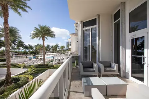4775 Collins Ave #3106, Miami Beach, FL 33140
