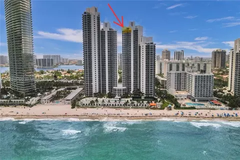 19111 Collins Ave #PH4, Sunny Isles Beach, FL 33160