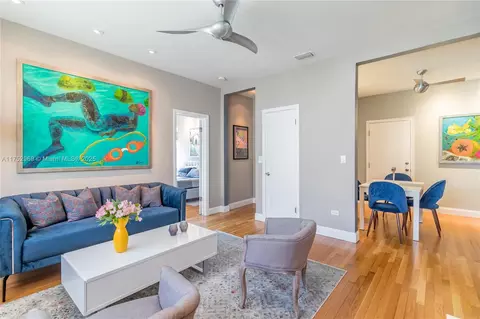 735 11th St #3, Miami Beach, FL 33139