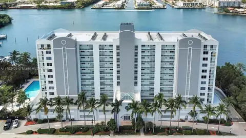 17050 N Bay Rd #504, Sunny Isles Beach, FL 33160