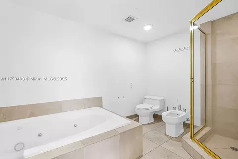 8925 Collins Ave #2E, Surfside, FL 33154 photo 23