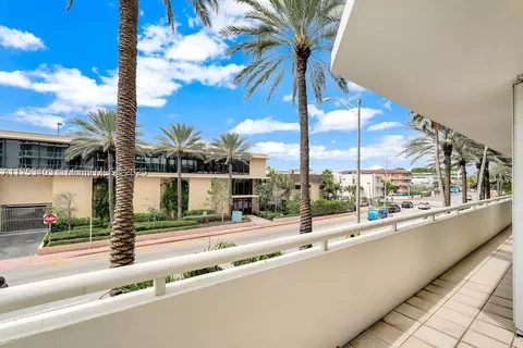 8925 Collins Ave #2E, Surfside, FL 33154 photo 34