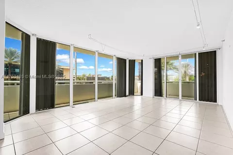 8925 Collins Ave #2E, Surfside, FL 33154 photo 7