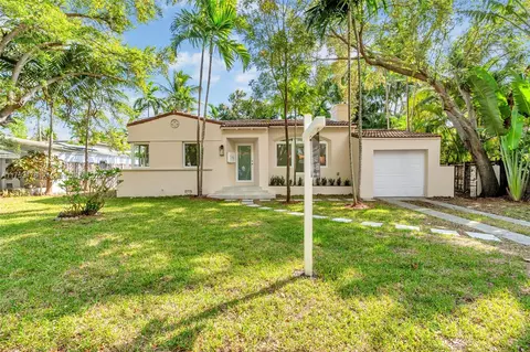 738 NE 73rd St, Miami, FL 33138