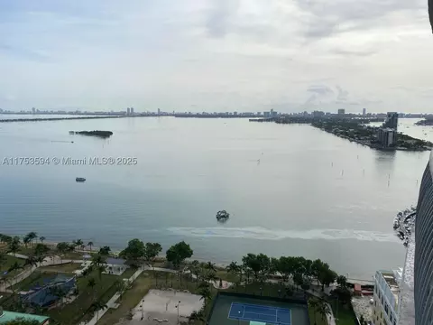 1750 N Bayshore Dr #2905, Miami, FL 33132
