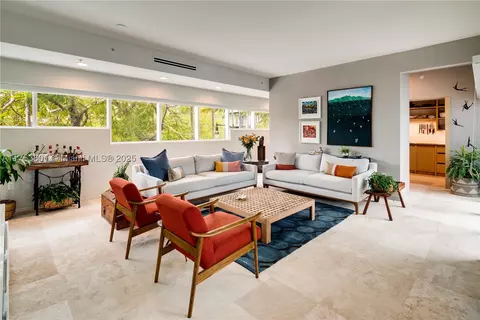 2699 Tigertail Ave #34, Coconut Grove, FL 33133