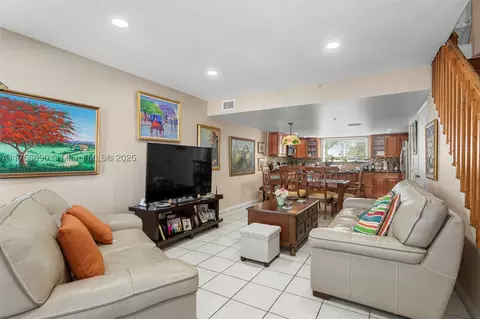 611 NW 82nd Ave #311, Miami, FL 33126