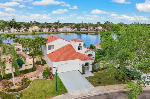 1444 Harbour Side Dr, Weston, FL 33326
