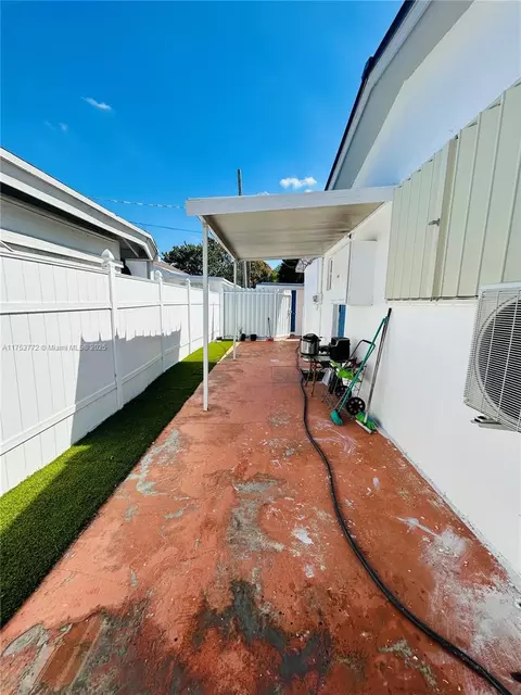 7245 W 10th Ave, Hialeah, FL 33014 photo 24