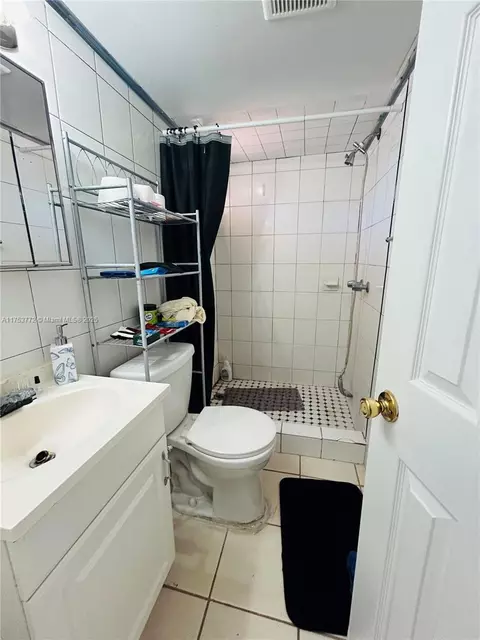7245 W 10th Ave, Hialeah, FL 33014 photo 23
