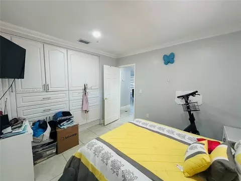 7245 W 10th Ave, Hialeah, FL 33014 photo 12