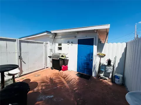 7245 W 10th Ave, Hialeah, FL 33014 photo 21