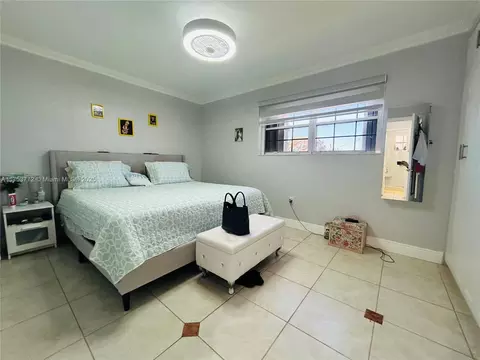 7245 W 10th Ave, Hialeah, FL 33014 photo 7