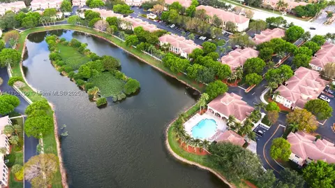 2516 Centergate Dr #102, Miramar, FL 33025