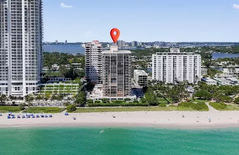 6423 Collins Ave #1006, Miami Beach, FL 33141