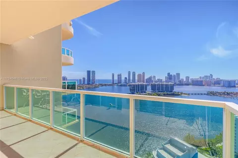 3330 NE 190th St #2915, Aventura, FL 33180