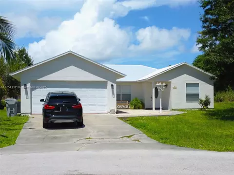 720 2nd Pl SW, Vero Beach, FL 32962