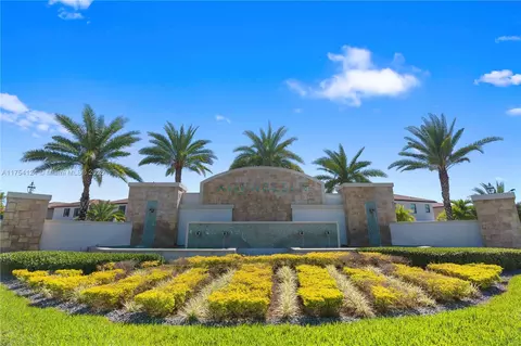 10621 W 33rd Ln #10621, Hialeah, FL 33018