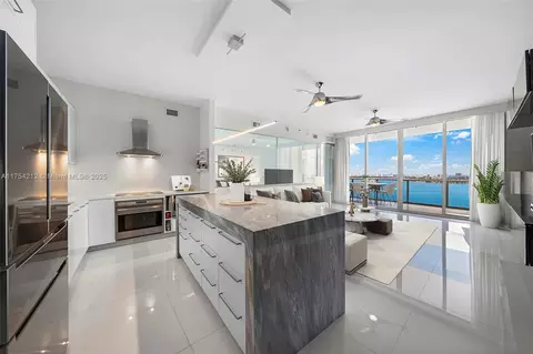 2020 N Bayshore Dr #2907, Miami, FL 33137