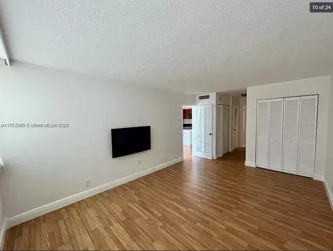 2030 S Ocean Dr #211, Hallandale Beach, FL 33009