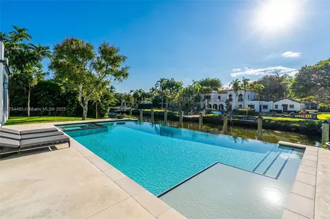 Exterior - 4424 Granada Blvd, Coral Gables, FL 33146 photo 16 of 27