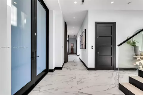 Entry Way - 4424 Granada Blvd, Coral Gables, FL 33146 photo 6 of 9