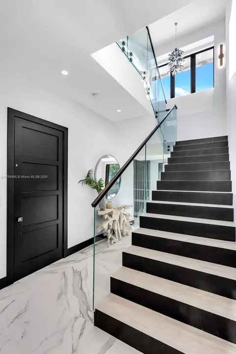 Entry Way - 4424 Granada Blvd, Coral Gables, FL 33146 photo 3 of 9