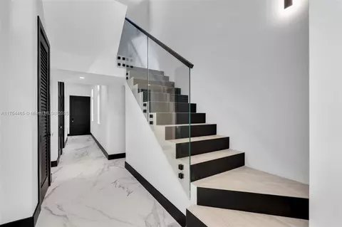 Entry Way - 4424 Granada Blvd, Coral Gables, FL 33146 photo 7 of 9