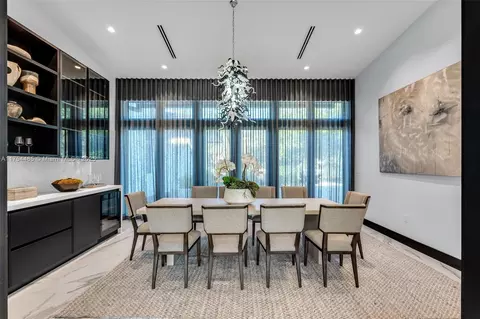 Dining - 4424 Granada Blvd, Coral Gables, FL 33146 photo 2 of 6
