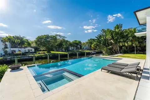 Exterior - 4424 Granada Blvd, Coral Gables, FL 33146 photo 14 of 27