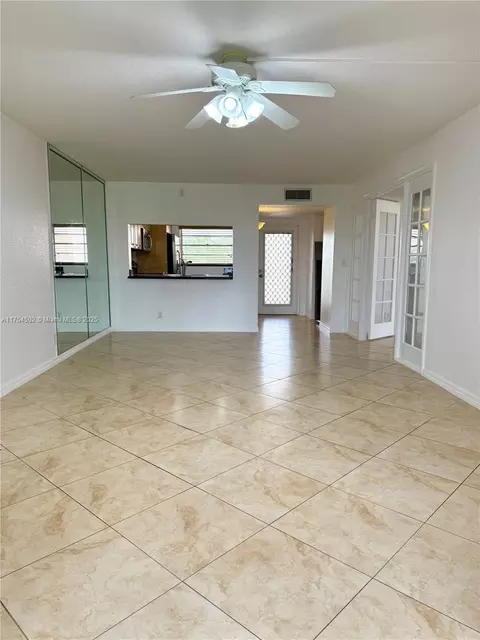 1920 Sabal Palm Dr #402, Davie, FL 33324