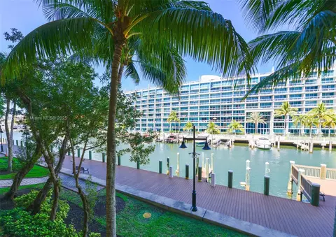 3001 NE 185th St #209, Aventura, FL 33180