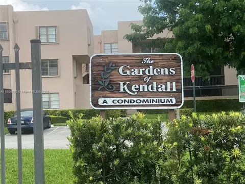 10985 SW 107th St #211, Miami, FL 33176