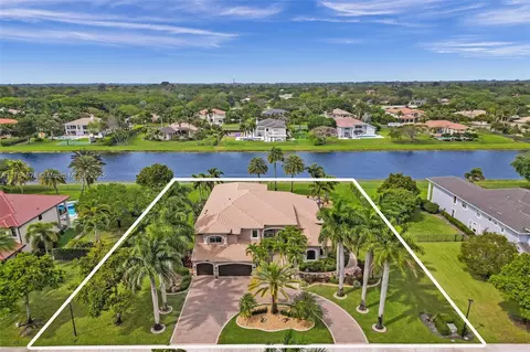 3533 Birch Ter, Davie, FL 33330