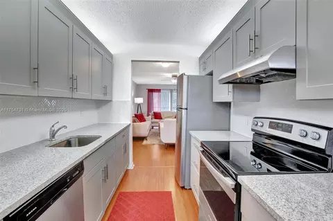 1300 SW 130th Ave #202F, Pembroke Pines, FL 33027