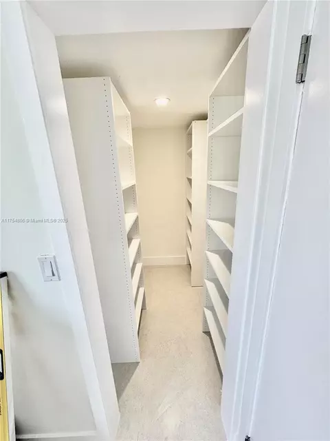 Other - 555 Crandon Blvd #32, Key Biscayne, FL 33149 photo 5 of 13