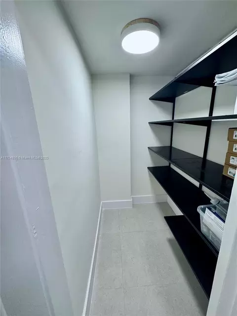 Other - 555 Crandon Blvd #32, Key Biscayne, FL 33149 photo 9 of 13