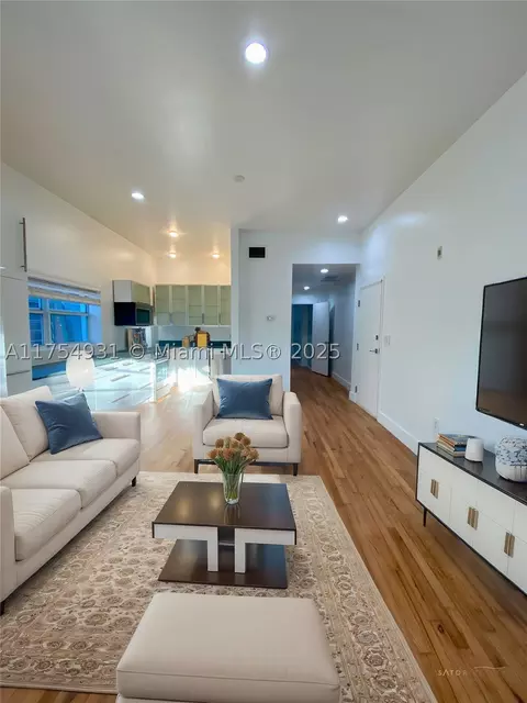 929 Michigan Ave #5, Miami Beach, FL 33139
