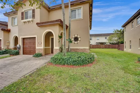 8896 SW 223rd Ter, Cutler Bay, FL 33190