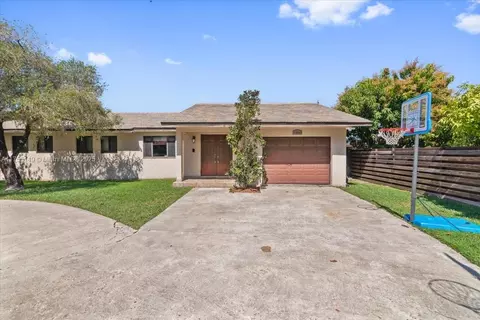 13941 SW 38th Ter, Miami, FL 33175