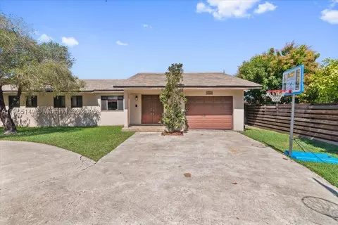 13941 SW 38th Ter, Miami, FL 33175