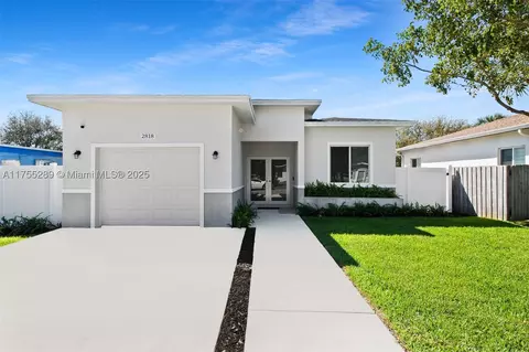 2818 NW 7th Ct, Fort Lauderdale, FL 33311
