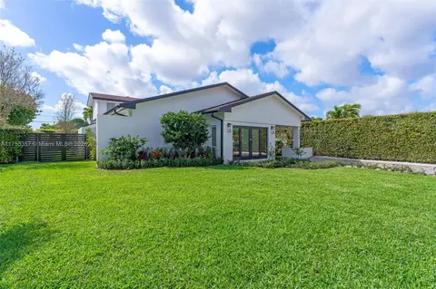 8350 SW 43rd Ter, Miami, FL 33155