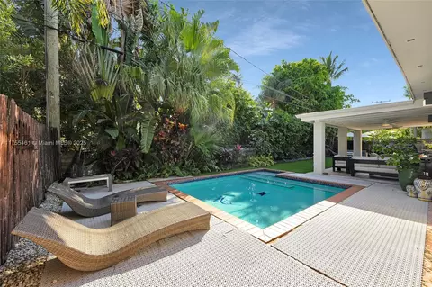 92 W Mashta Dr, Key Biscayne, FL 33149 photo 42