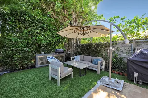 92 W Mashta Dr, Key Biscayne, FL 33149 photo 44