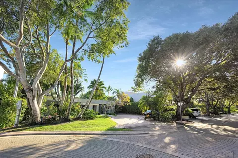 92 W Mashta Dr, Key Biscayne, FL 33149 photo 6