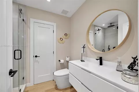 92 W Mashta Dr, Key Biscayne, FL 33149 photo 35